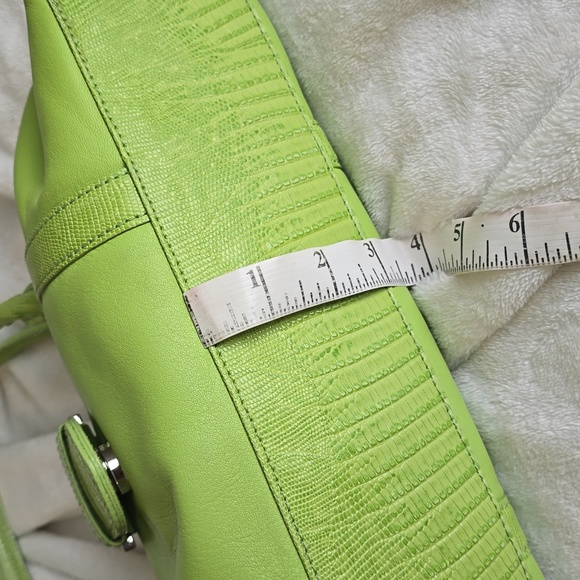 Preston & York Lime Green Bag - Picture 7 of 9